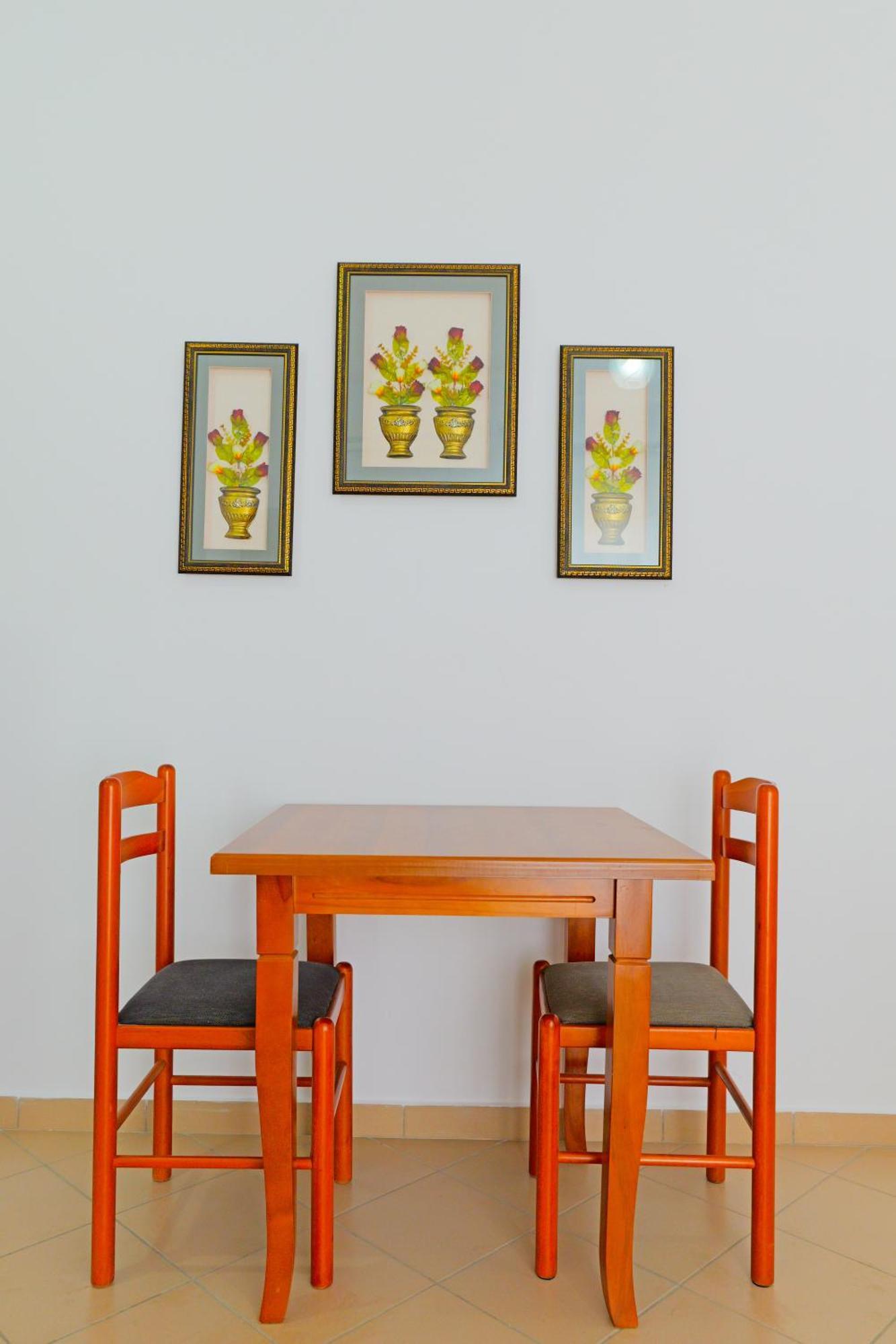 Vila Marina Apartments Саранде Екстериор снимка