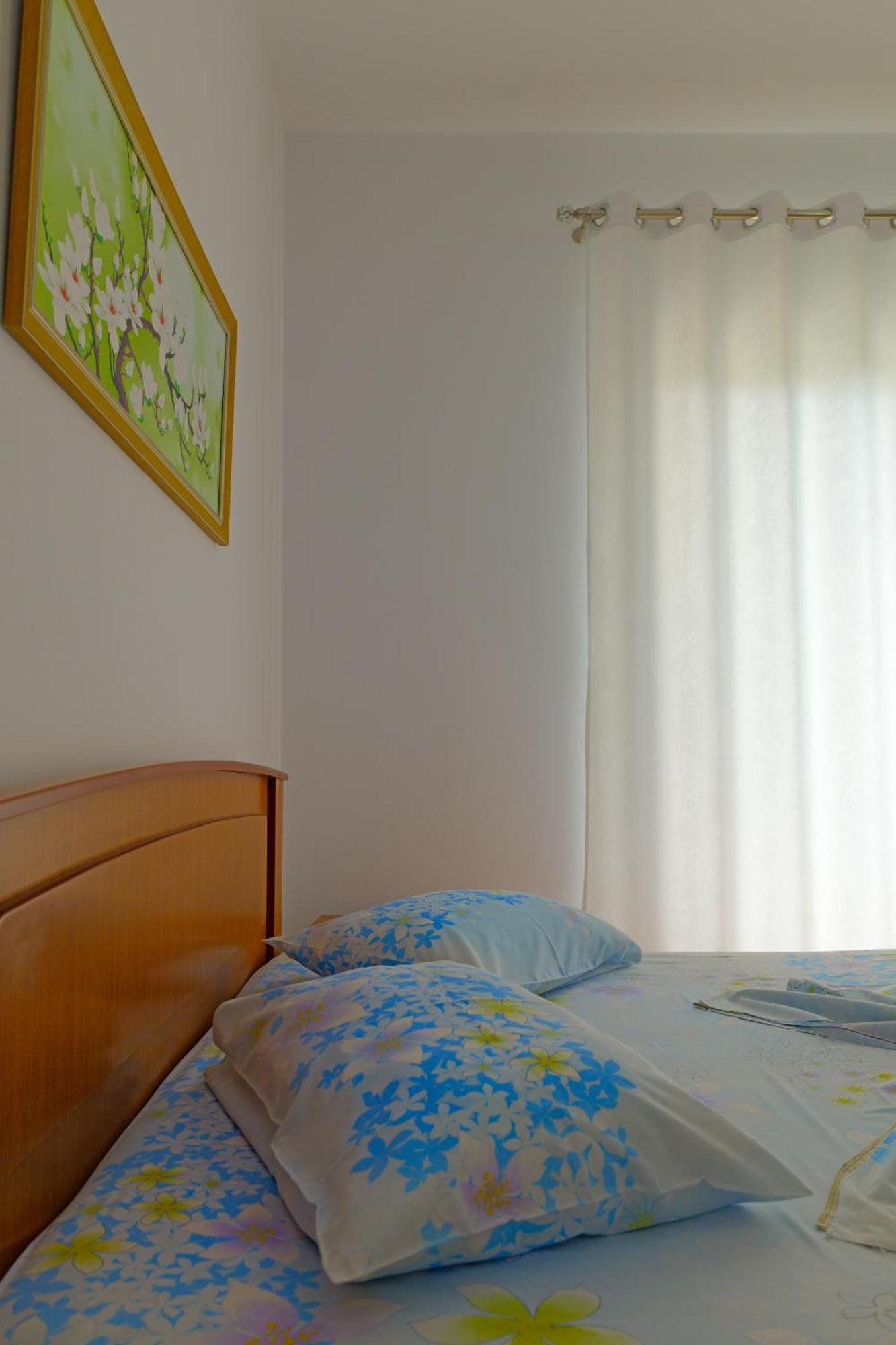 Vila Marina Apartments Саранде Екстериор снимка