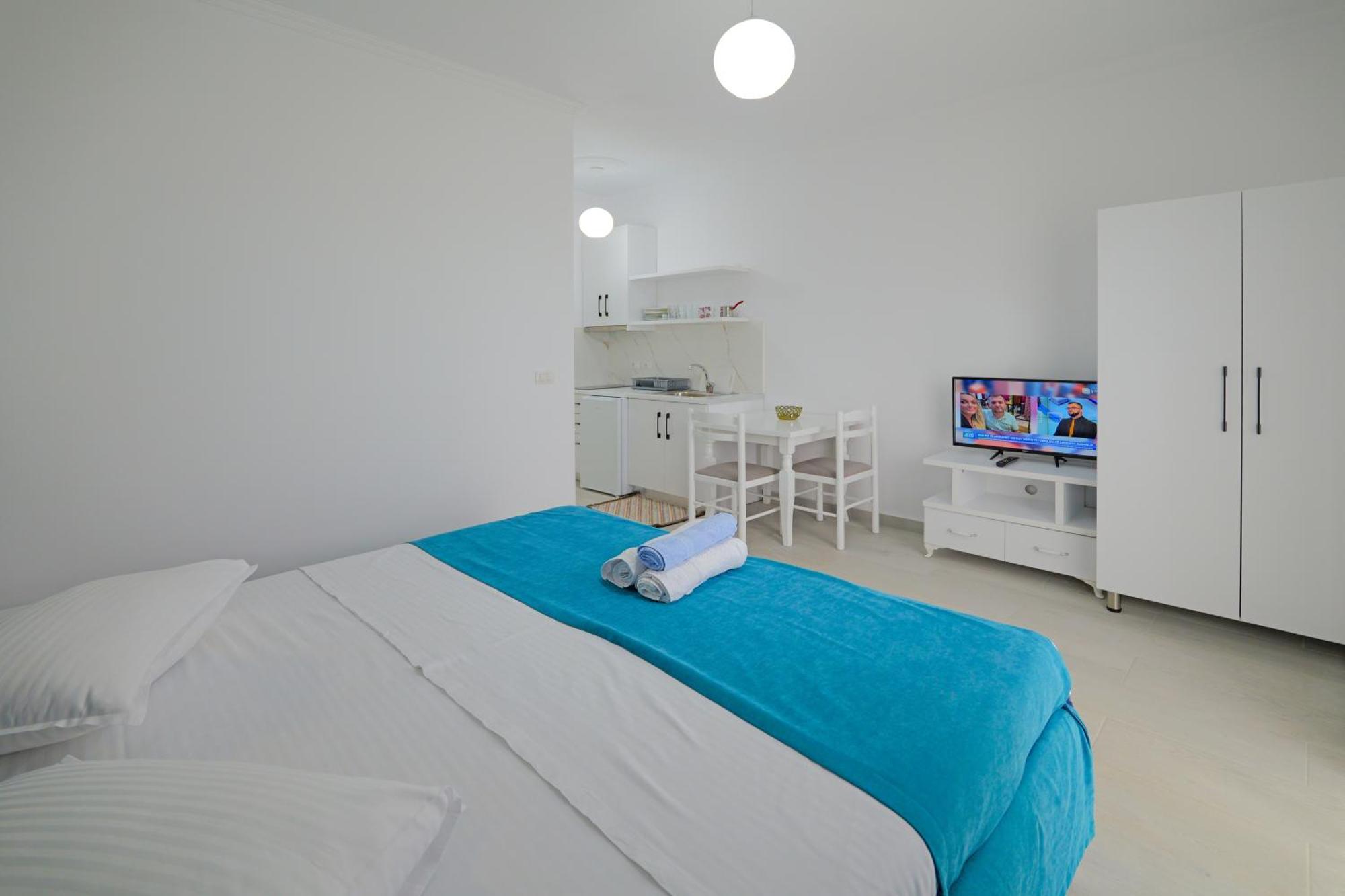 Vila Marina Apartments Саранде Екстериор снимка